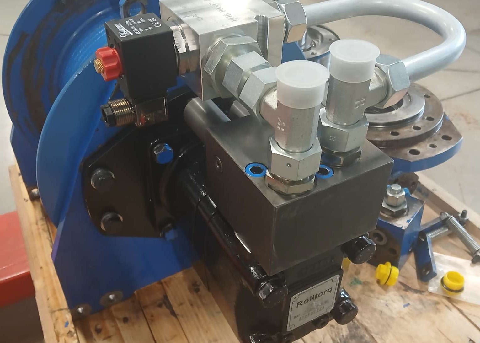 Silnik orbitalny do napędu wciągarki